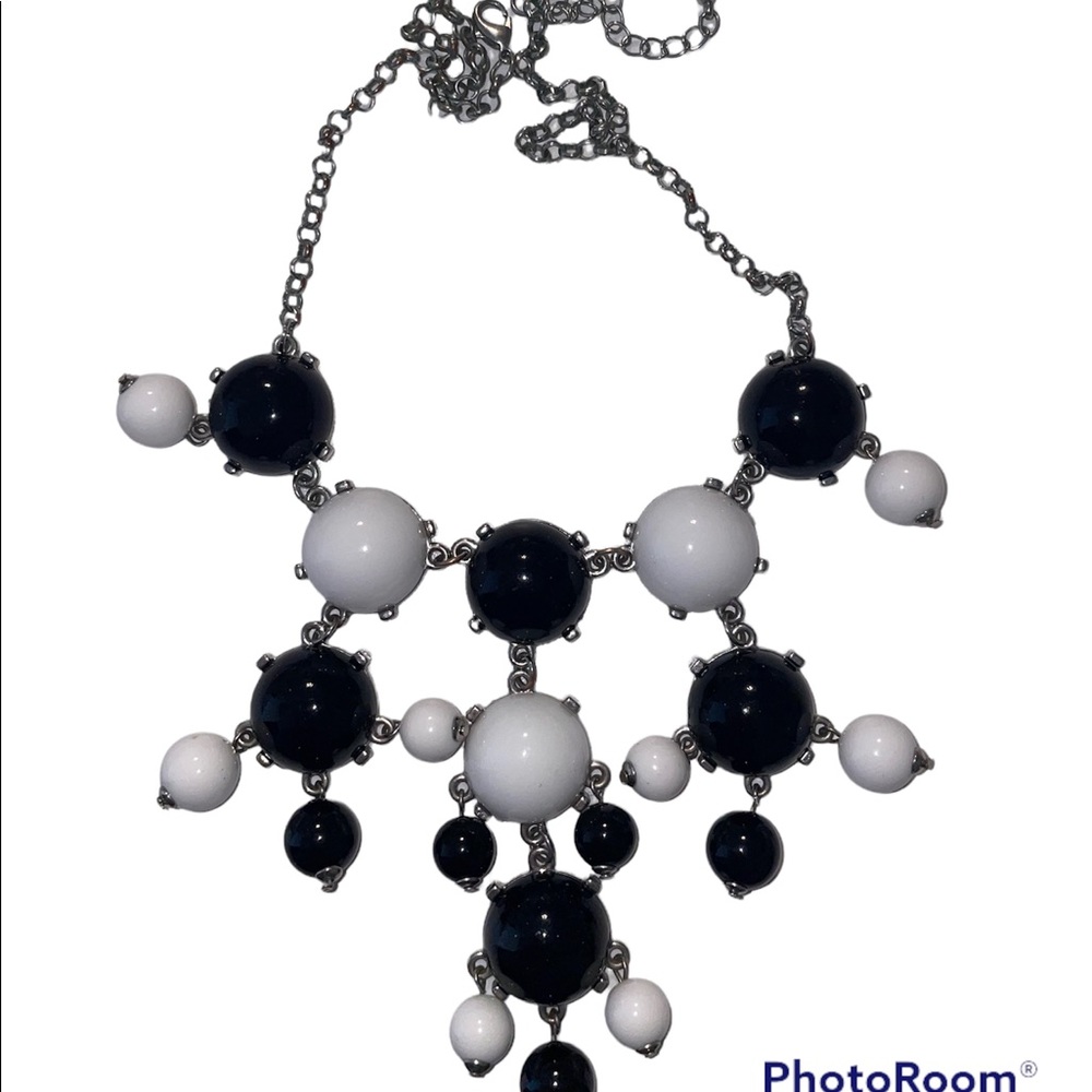 Black and white necklace